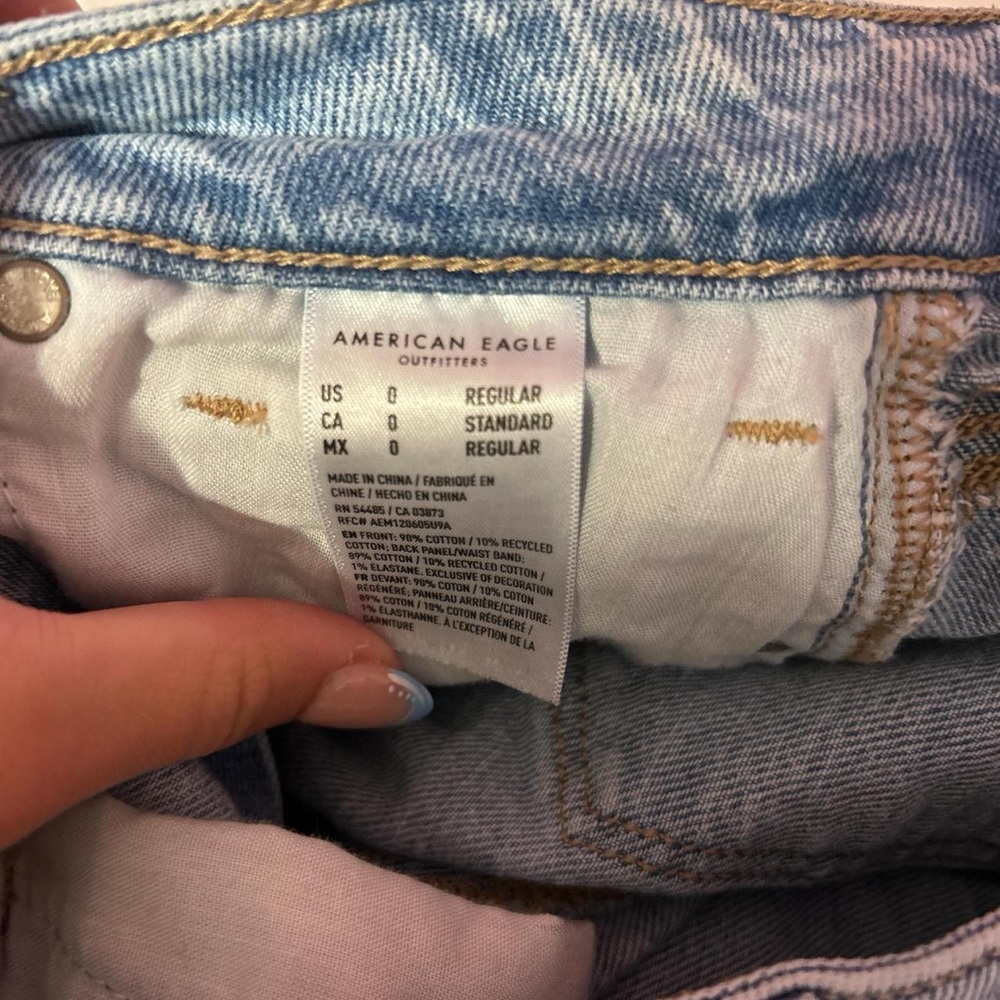 American Eagle Outfitters Light Blue Denim Jeans